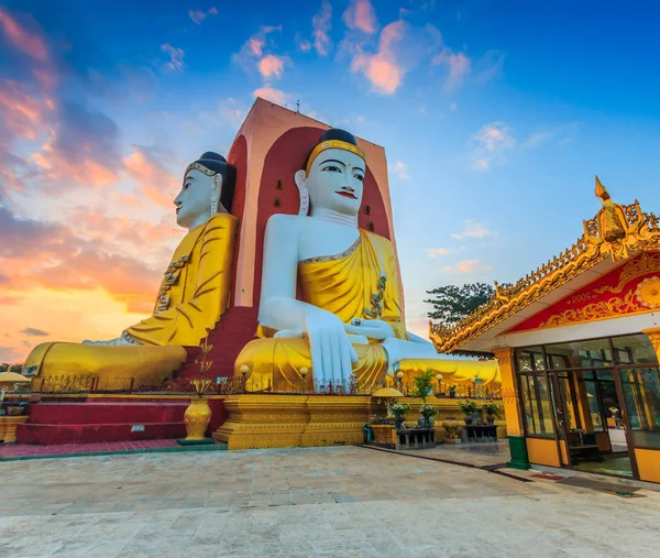 Klasztor Kyaik Pun Pagoda — Zdjęcie stockowe