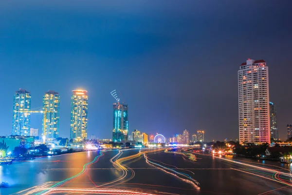 Bangkok paisaje urbano por la noche — Foto de Stock