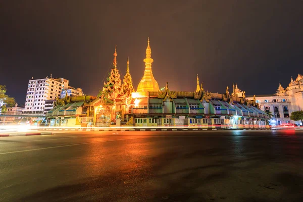 Panoráma města Myanmaru na blízko — Stock fotografie