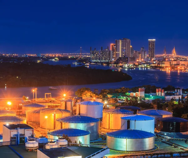 Oil tank farm — Stock Photo, Image