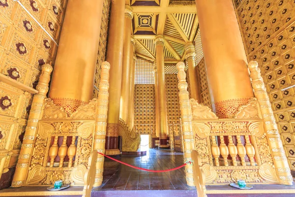 Kambawza Thardi 宮殿の内部 — ストック写真