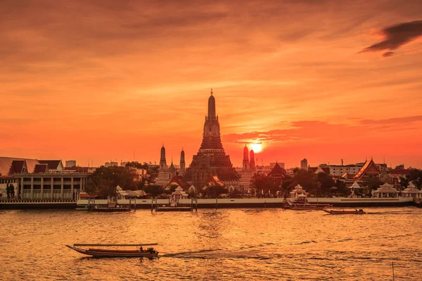 Bangkok tempel van Wat Arun — Stockfoto