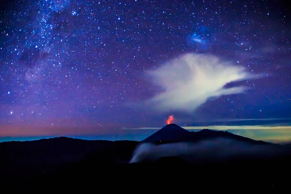 Amazing Mount Bromo — Stock Photo, Image