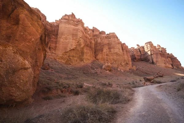 Schönheit der Charyn-Schlucht in Kasachstan. — Stockfoto