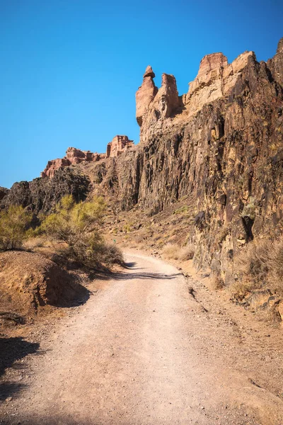 Schönheit der Charyn-Schlucht in Kasachstan. — Stockfoto