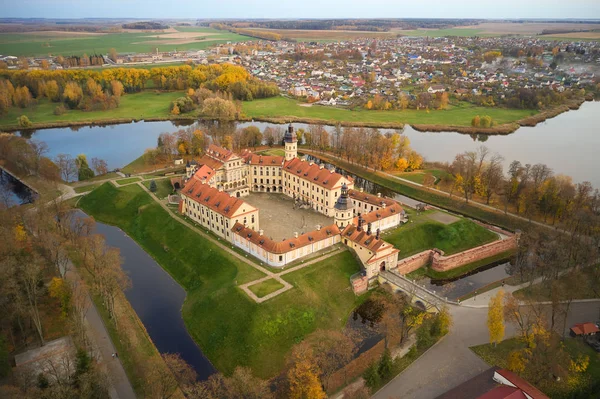 Κάστρο Νεσβίζ Λευκορωσία Συγκρότημα Ανακτόρου Και Κάστρου Που Βρίσκεται Στην — Φωτογραφία Αρχείου