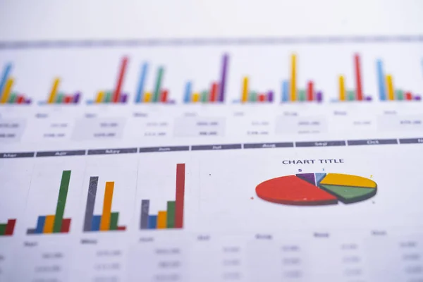 グラフ表計算用紙 財務開発 銀行口座 投資分析研究データ経済 証券取引所ビジネスオフィスミーティングコンセプト — ストック写真
