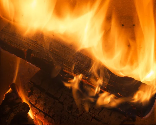 Hogar romántico fuego —  Fotos de Stock