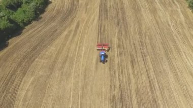 havadan görüntü dikim Mısır buğday tohumu traktör makine ile