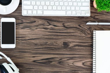 Kahverengi ahşap ofis resepsiyon masası ve çalışma ve liste için donatım