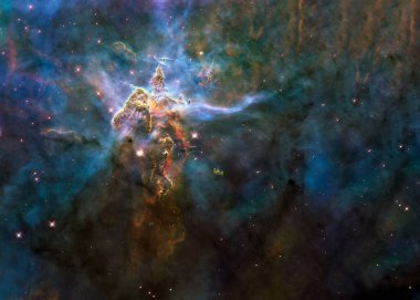 Derin uzay. Carina Nebulasının Mistik Dağı