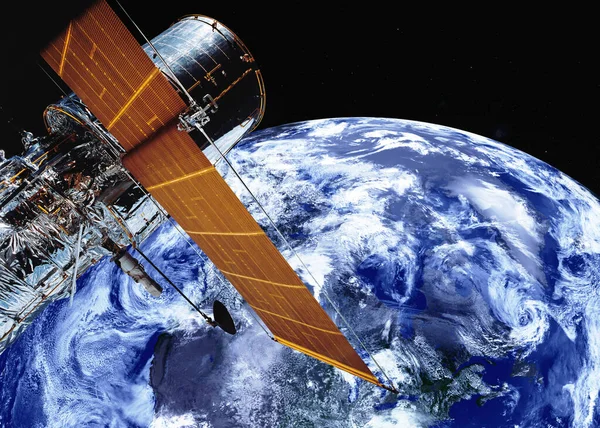 Satellite telescope near Earth planet somewhere in space — Stock Photo, Image