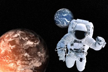 Güneş sistemi gezegenleri yakınlarındaki astronot uzayda birlikte. Dünya ve Mars, bilim kurgu duvar kağıdı. Bu görüntünün elementleri NASA tarafından döşendi..