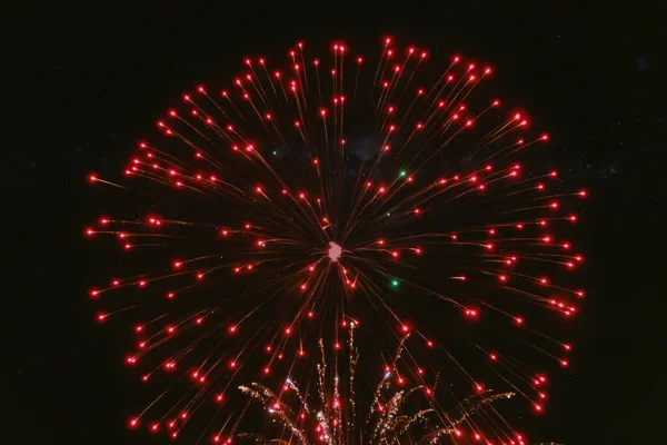 Red Firework Smoke Black Sky Low Key Exposure — Stock Photo, Image