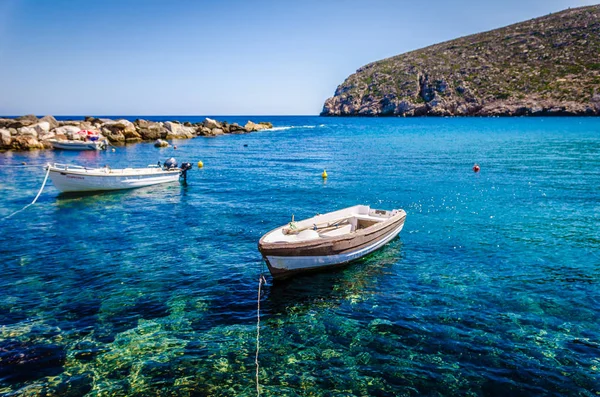 希腊纳克索斯的翡翠海滩 — 图库照片