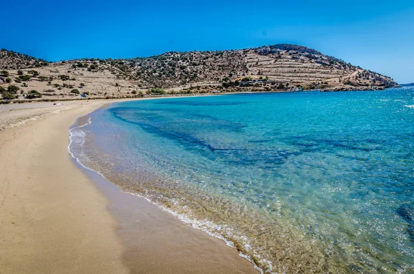 Smaragdové pláže na ostrově Naxos, Řecko — Stock fotografie