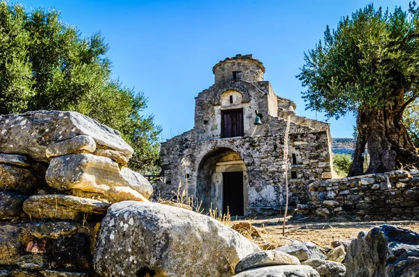 Naxos, Yunanistan Kilisesi.