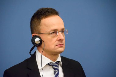 Riga, Letonya. 10 Ocak 2020. Peter Szijarto, Peter Szijarto 'nun uyuşturucu basın toplantısı, Macaristan Dışişleri Bakanı ve Edgars Rinkeviç, Letonya Dışişleri Bakanı.