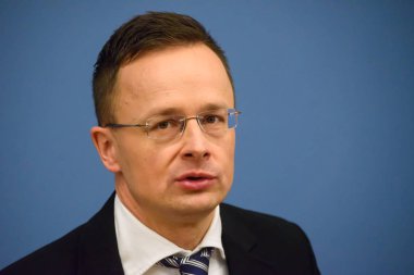 Riga, Letonya. 10 Ocak 2020. Peter Szijarto, Peter Szijarto 'nun uyuşturucu basın toplantısı, Macaristan Dışişleri Bakanı ve Edgars Rinkeviç, Letonya Dışişleri Bakanı.
