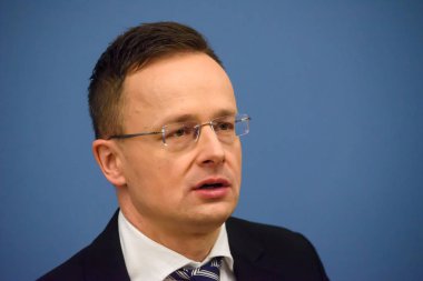 Riga, Letonya. 10 Ocak 2020. Peter Szijarto, Peter Szijarto 'nun uyuşturucu basın toplantısı, Macaristan Dışişleri Bakanı ve Edgars Rinkeviç, Letonya Dışişleri Bakanı.