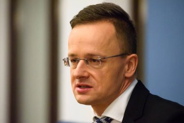 Riga, Letonya. 10 Ocak 2020. Peter Szijarto, Peter Szijarto 'nun uyuşturucu basın toplantısı, Macaristan Dışişleri Bakanı ve Edgars Rinkeviç, Letonya Dışişleri Bakanı.