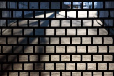 Kapalı garaj kapısı inşaatı.