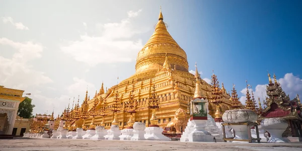 Pagode Shwezigon au Myanmar — Photo