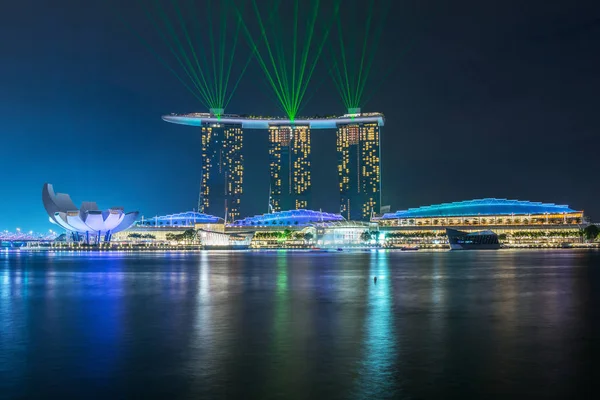 СИНГАПУР - 9 мая: дивное шоу на воде в бухте Марина. — стоковое фото