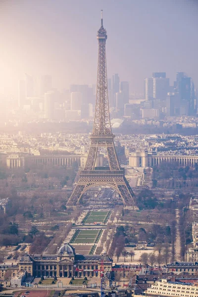 The Eiffel tower is the most visited monument of France. — Stock Photo, Image
