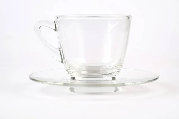 Bicchiere d'acqua tazza di caffè isolato su bianco — Foto Stock