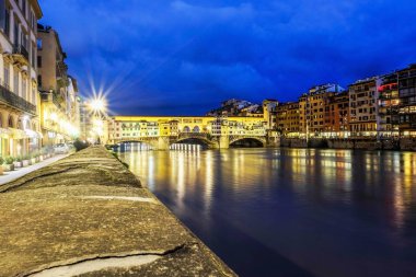 Florence, Ponte alla Carraia Ortaçağ köprü Simgesel Yapı 