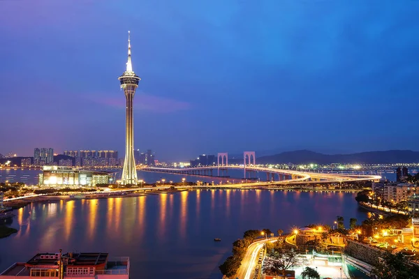 Macau Twilight Saat kulesinde gece görünümü
