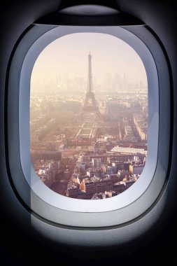 Güzel paris cityscape uçak penceresinden 
