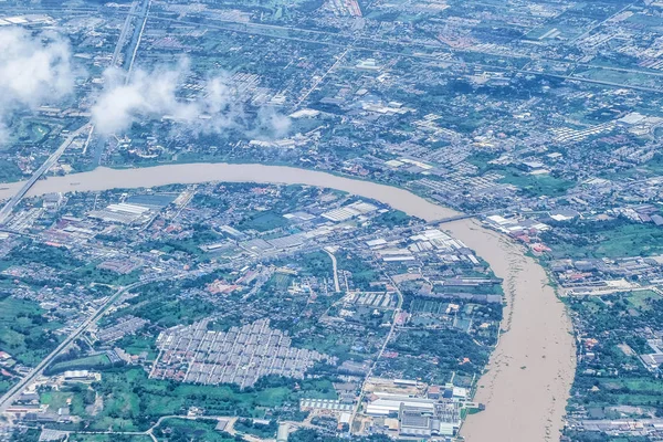 Río de Tailandia en vista superior desde el avión . — Foto de Stock