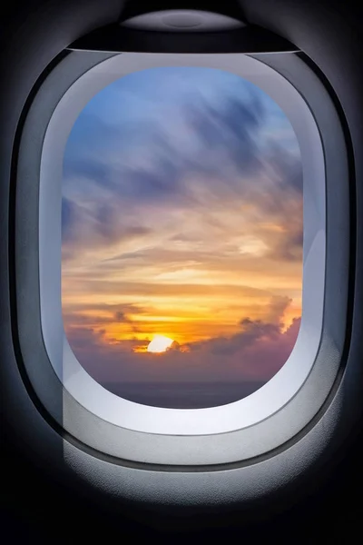 Красивый Закат Море Окна Самолета — стоковое фото