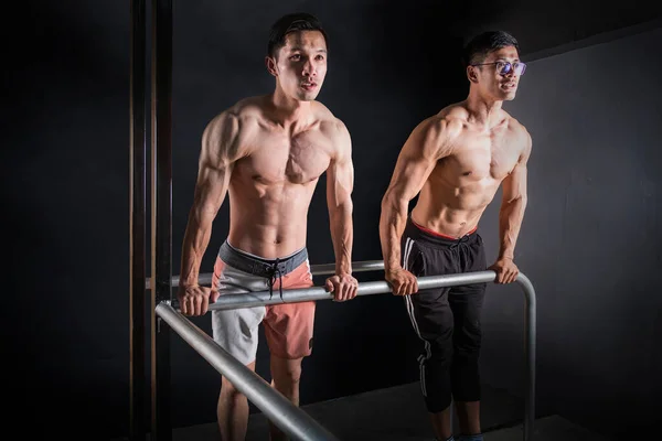 Musculação Treino Ginásio Fitness — Fotografia de Stock