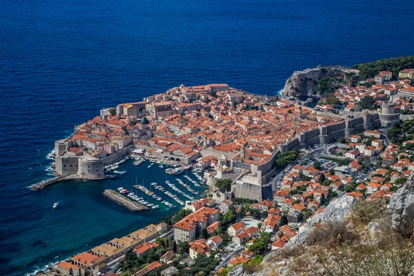 Hırvat tarihi şehir Dubrovnik hava panoramik manzaralı