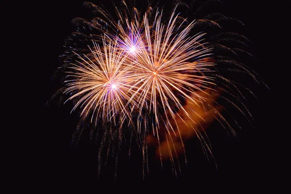 Buntes Feuerwerk Nachthimmel Silvesterfeuerwerk Abstraktes Feuerwerk Isoliert Auf Schwarzem Hintergrund — Stockfoto