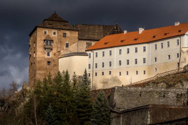 Çek Cumhuriyeti 'nin Becov nad Teplou kentindeki Barok Şatosu ve Gotik Şato