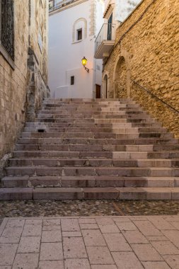 Güzel resimli eski balıkçı kasabası Vieste, Gargano yarımadası, Apulia bölgesi, Güney İtalya