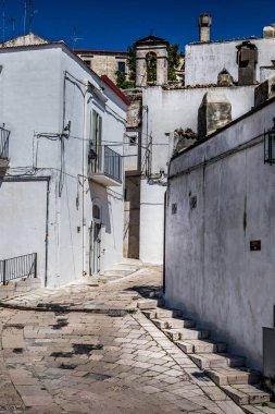 Monte Sant'Angelo'da manzara, Foggia eyaletinin antik köyü, Apulia (Puglia), İtalya.