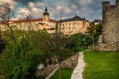 Kutna Hora 'daki St. Barbara Katedrali ve Cizvit Koleji, Çek Cumhuriyeti, Avrupa. UNESCO Dünya Mirası Alanı