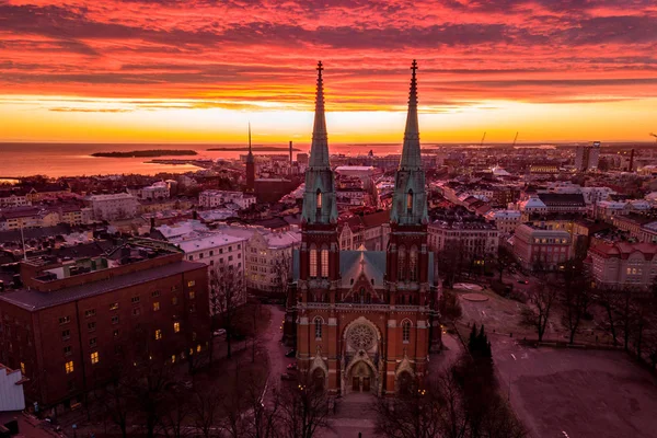 鸟瞰图 圣约翰教堂 Johanneksenkirkko 日落背景 赫尔辛基 — 图库照片