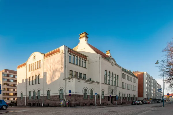 Bangunan tua Lyceum di Kotka, Finlandia — Stok Foto