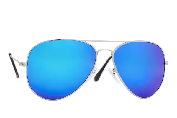 Óculos Sol Prateados Com Lente Espelho Azul Isolada Fundo Branco — Fotografia de Stock