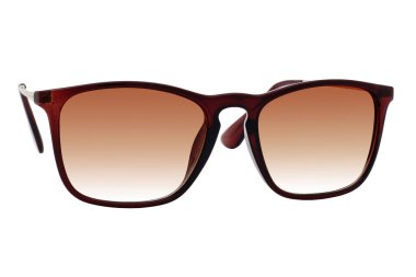 Kahverengi güneş gözlüğü, beyaz arka planda izole edilmiş kahverengi renk mercekli.