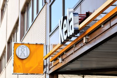 Joensuu, Finlandiya - 27 Mart 2020: Finlandiya Sosyal Sigorta Kurumu Kela logosu