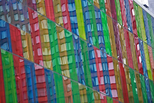 çok renkli cam pencere oluşturma