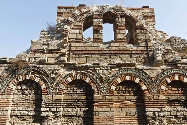 Città vecchia Nessebar sulla costa bulgara del Mar Nero . — Foto Stock