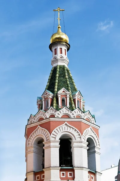 在十八世纪，莫斯科的钟塔 — 图库照片